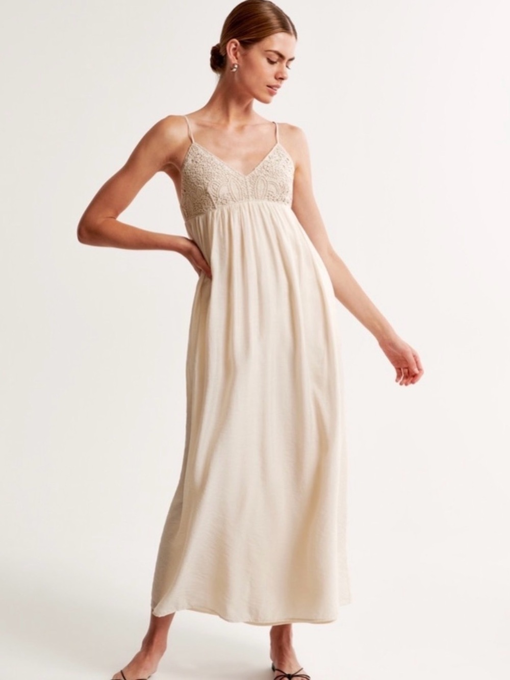 New-Abercrombie & Fitch lace eyelet buster Maxi Dress in oat -Small